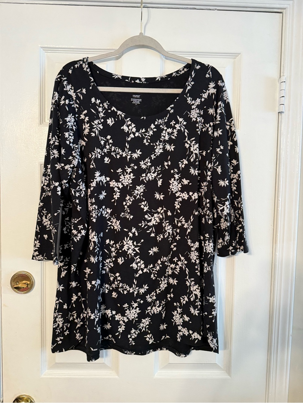 Black Floral Swing Tunic Top - White Floral Print